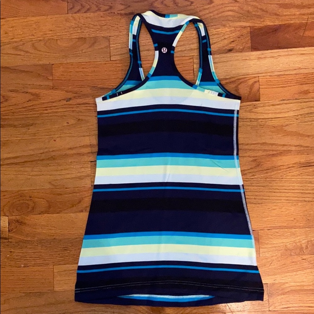 Lululemon striped workout tank size 4